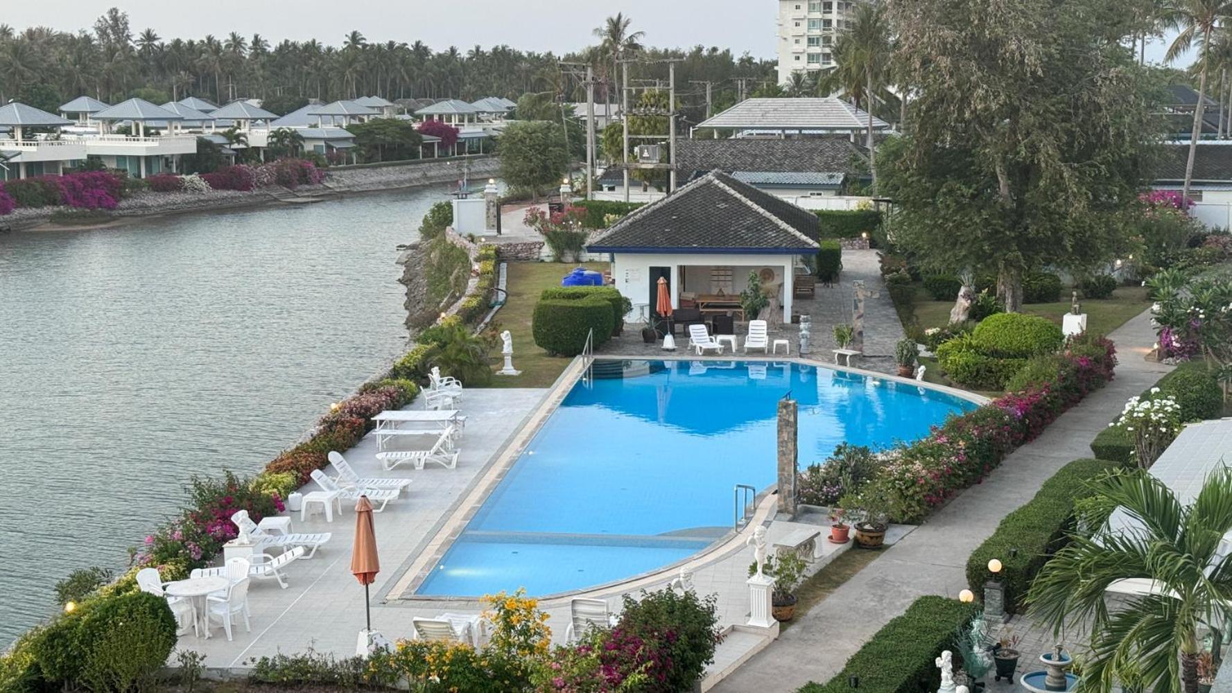 Absolute Beachfront villa Ban Huai Yang Extérieur photo