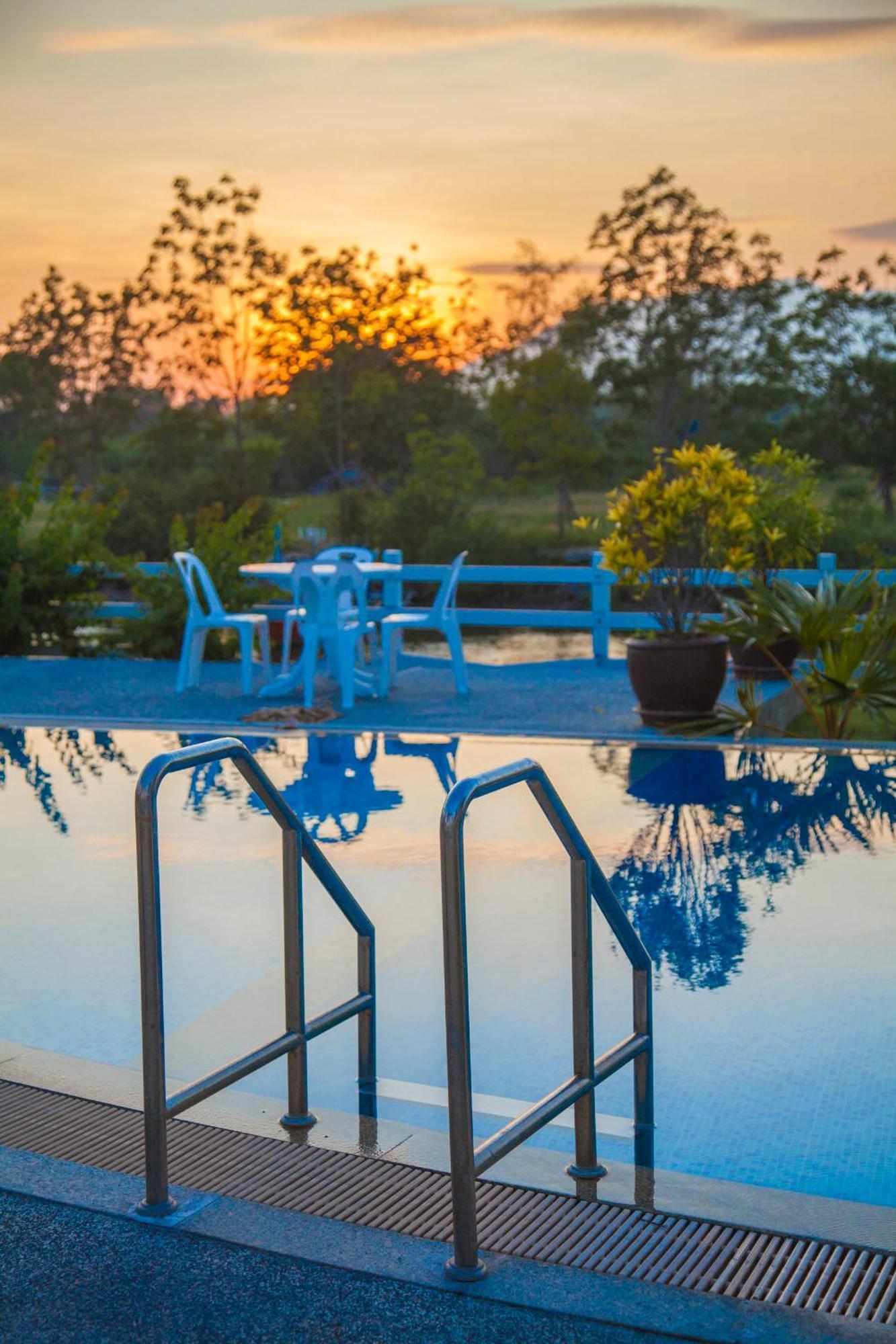Absolute Beachfront villa Ban Huai Yang Extérieur photo