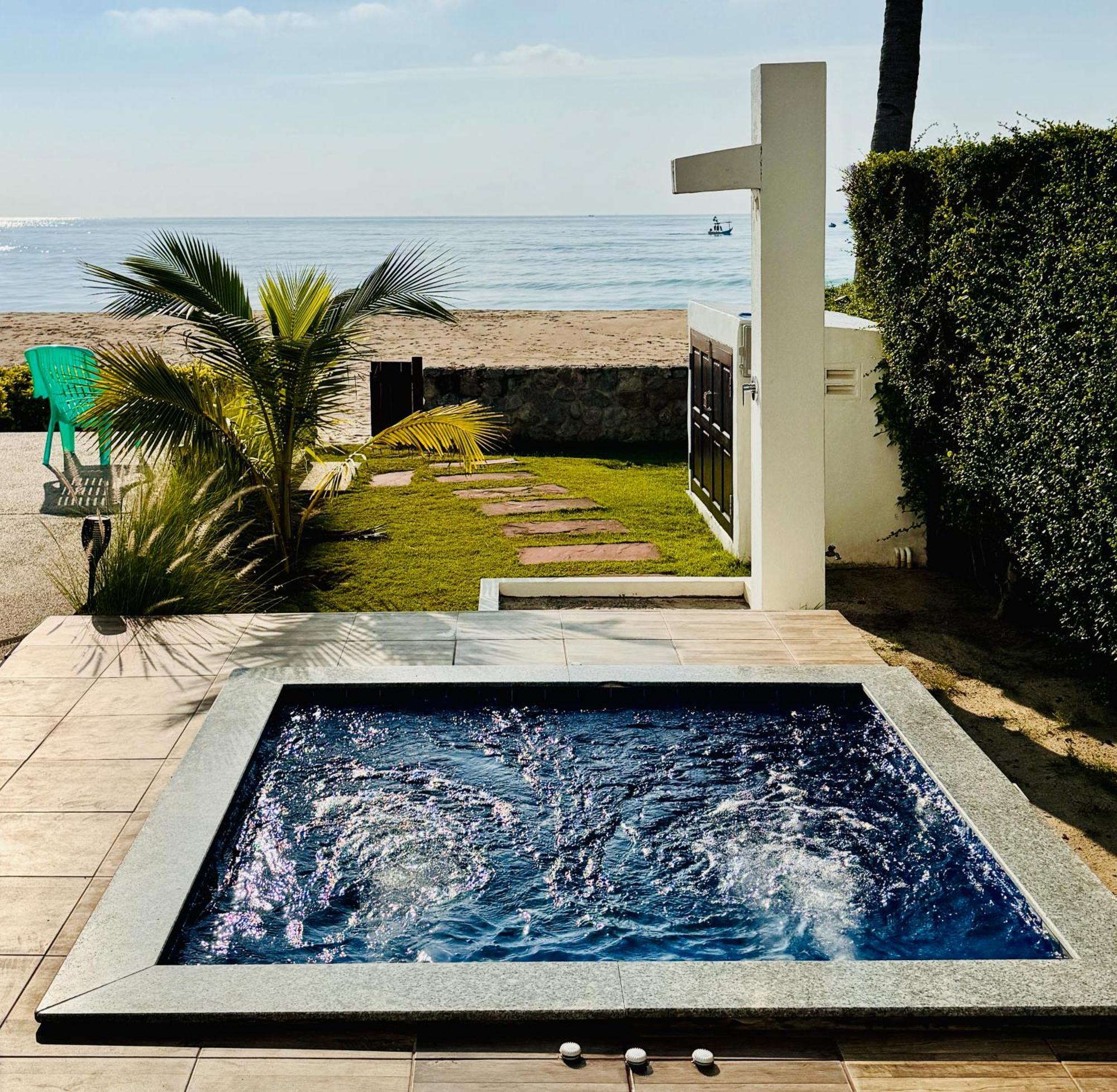 Absolute Beachfront villa Ban Huai Yang Extérieur photo