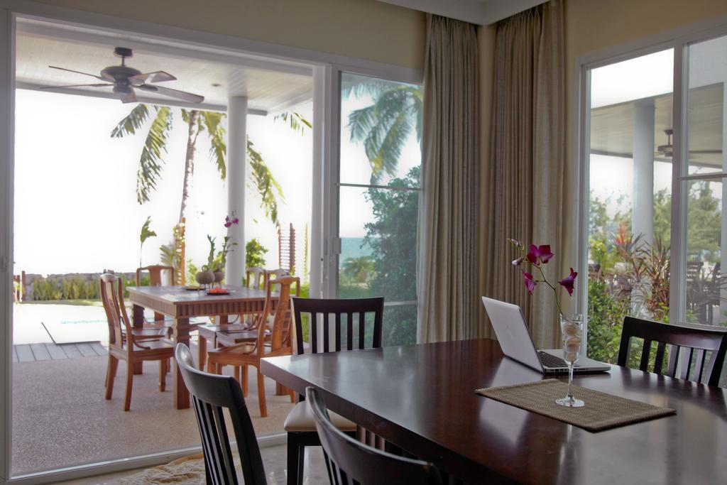 Absolute Beachfront villa Ban Huai Yang Extérieur photo